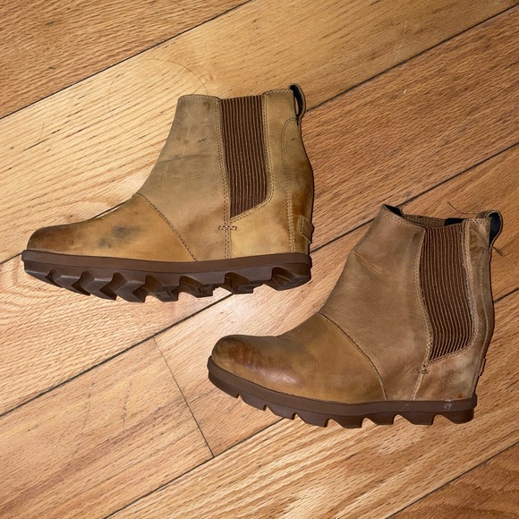 Sorel Joan of Arctic Chelsea wedge bootie size 8.5 women’s - Picture 1 of 5